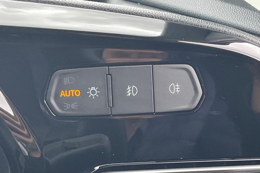 Used Ford TRANSIT CONNECT YT25VPU 9