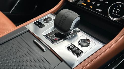 Jaguar F-PACE Photo autoimg-3f84d5a90385418a22bb899559fb0c9b49791575.jpg