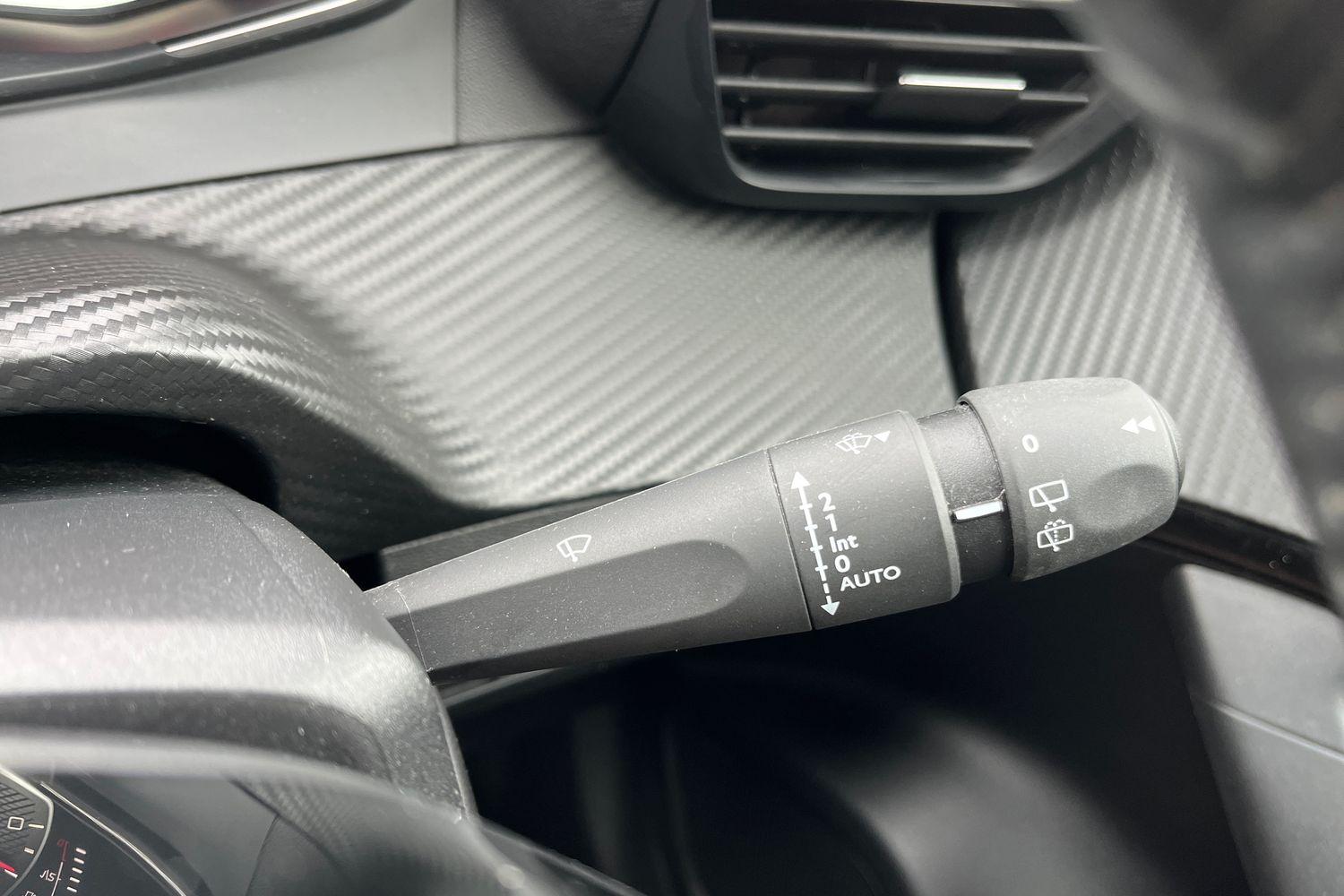 Peugeot 2008 Photo 14