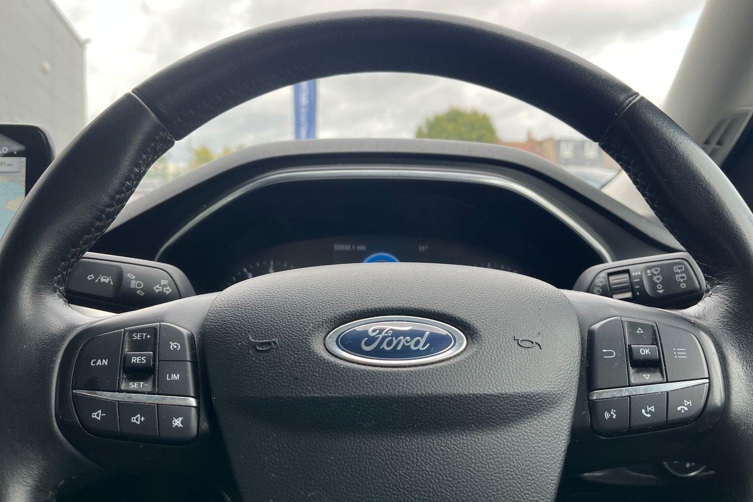 Ford FOCUS Photo 22