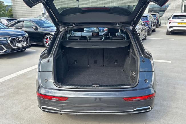 AUDI Q5 Photo 12