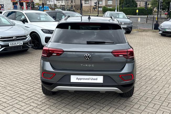 VOLKSWAGEN T-Roc Photo 30