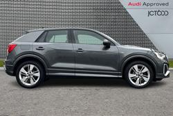 AUDI Q2 Photo 4