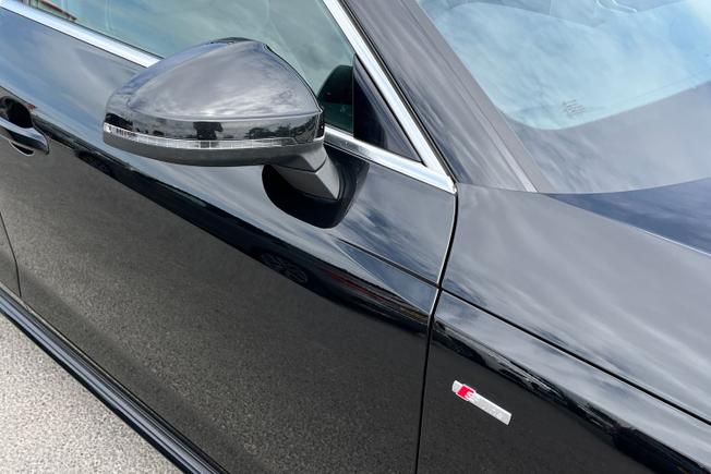 AUDI A4 Avant Photo 20