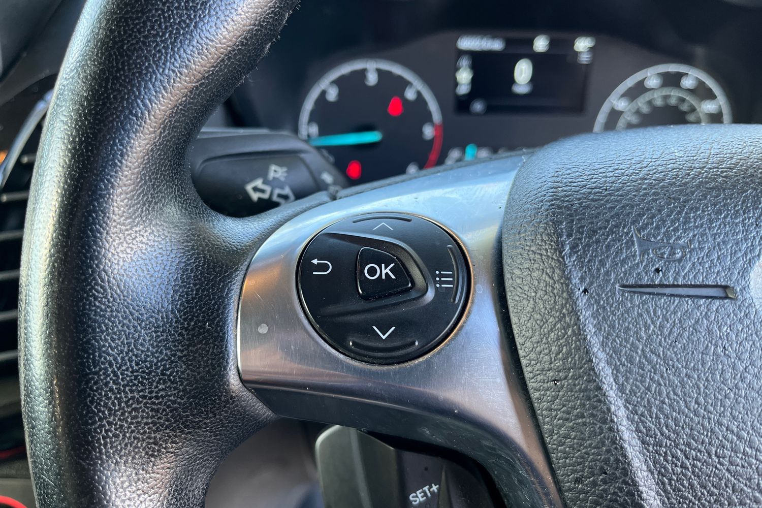 Ford TRANSIT CONNECT Photo 36