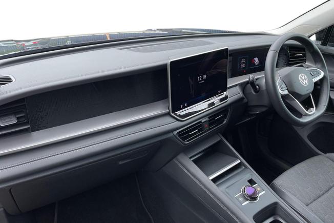 VOLKSWAGEN Tayron Photo 2