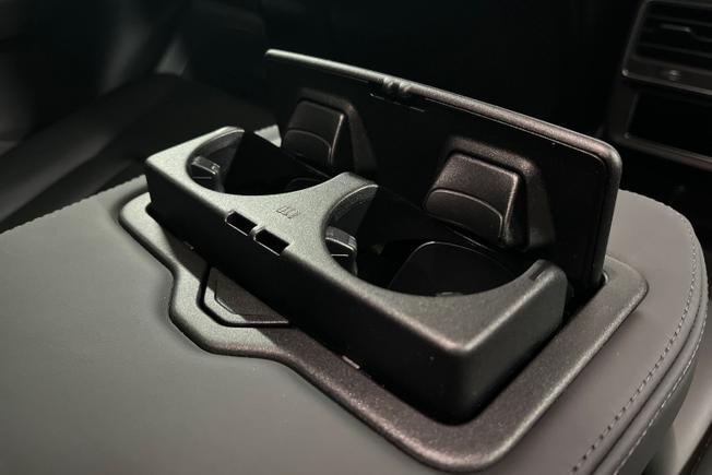 AUDI Q7 Photo 29