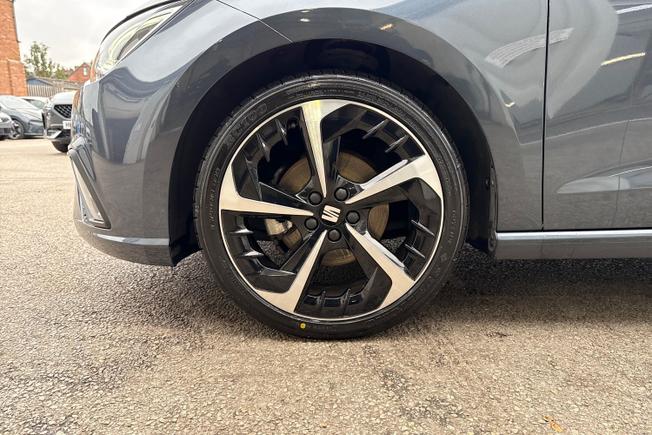 SEAT Ibiza Photo 26