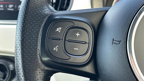 Abarth 595 Photo autoimg-3fa495971f9abe46e83ba1605946021d19dcba7e.jpg