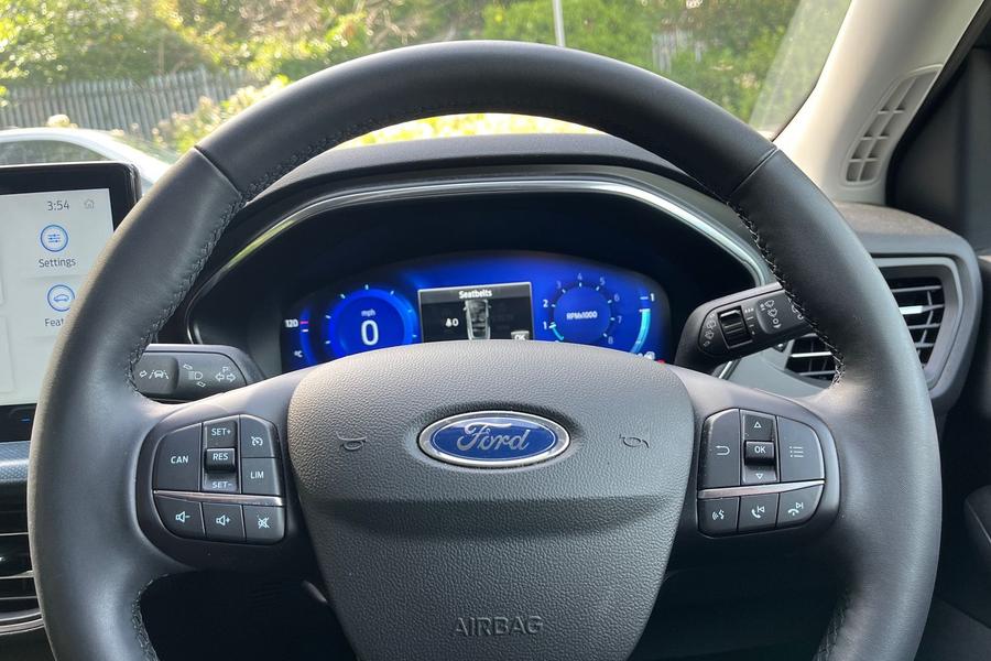 Ford Focus Photo autoimg-3fa56c86d87abffa56d3d1f6daf3edfbfd01edd9.jpg
