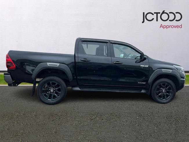 TOYOTA Hilux Photo 4