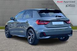AUDI A1 Photo 3