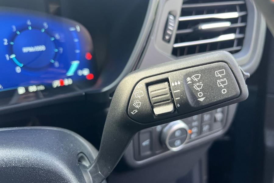 Ford KUGA Photo autoimg-3fac615a307e1ac06bd91c52b361a7c29c34ea5e.jpg