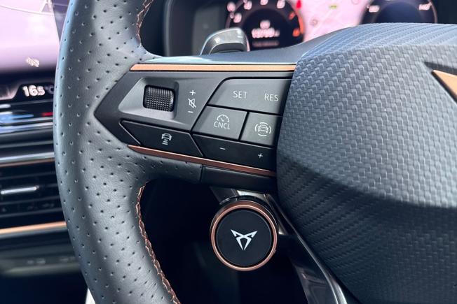 CUPRA Formentor Photo 16