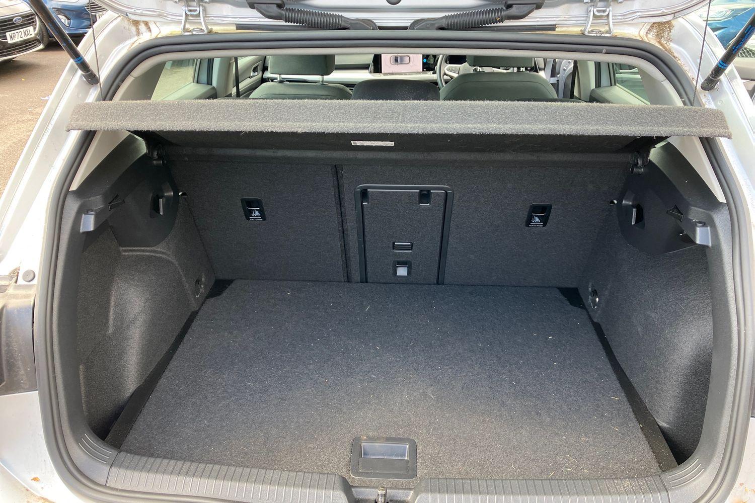 Volkswagen GOLF Photo 20