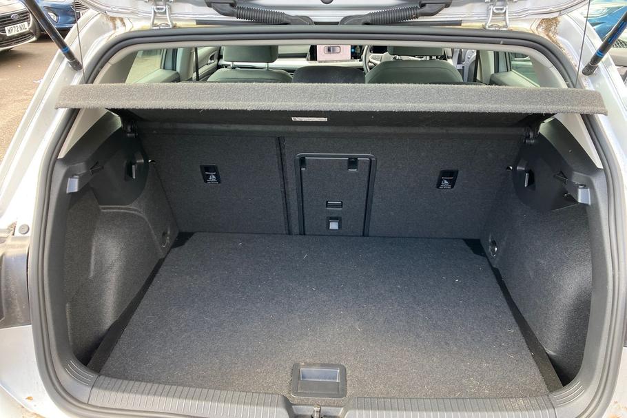 Used Volkswagen GOLF 21