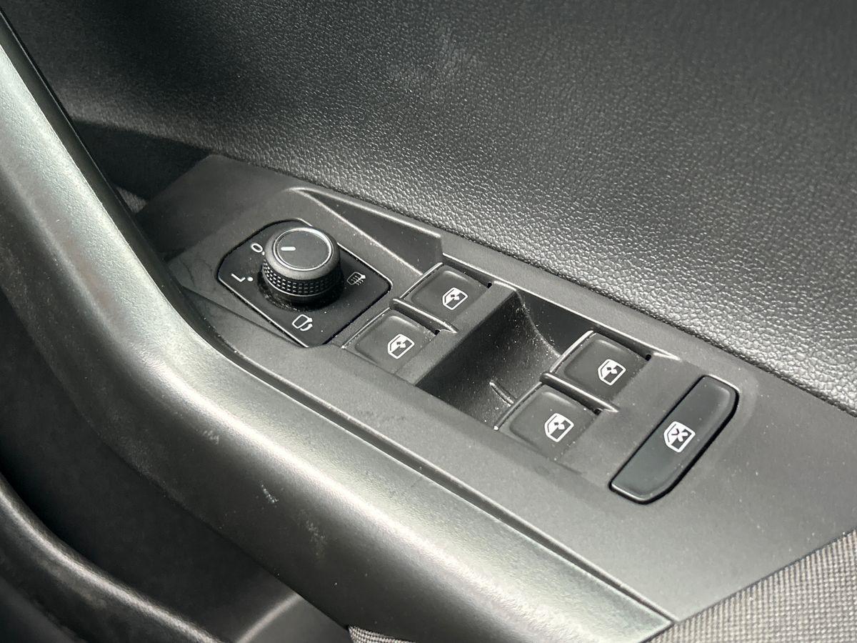 Volkswagen Taigo Photo autoimg-3faf926f86d6a9488fe0ad4d0576435173232604.jpg
