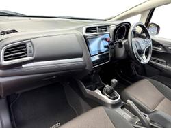HONDA Jazz Photo 2