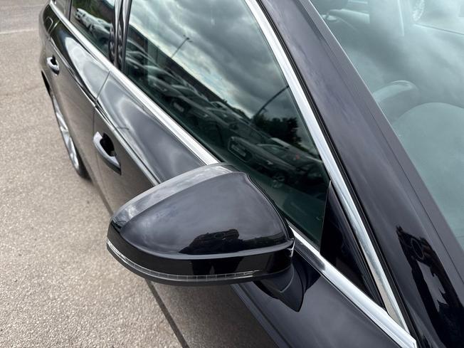AUDI A4 Avant Photo 20