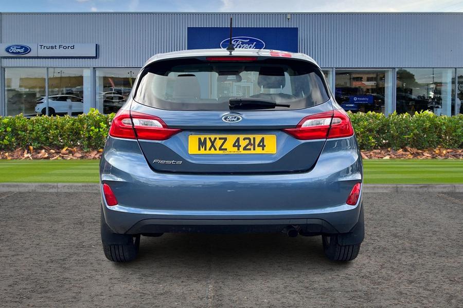 Ford FIESTA Photo autoimg-3fb2b0e7a00caf5a10099ce017dc915091d06763.jpg