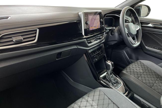 VOLKSWAGEN T-Roc Photo 2