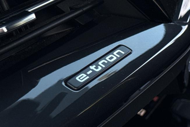 AUDI Q4 E-Tron Photo 22