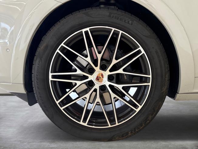 PORSCHE Cayenne Photo 9