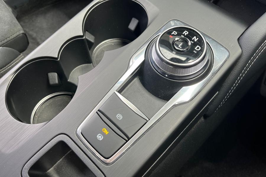 Ford Kuga Photo autoimg-3fb37e921bbb7e449b6dd012e601b6681ef35f01.jpg