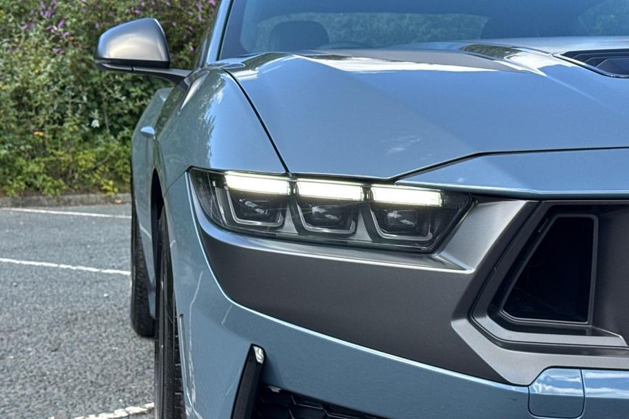 Used Ford MUSTANG 34