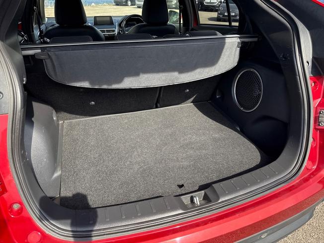 MITSUBISHI Eclipse Cross Photo 12
