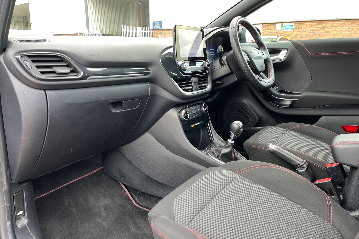 Ford Puma Photo 17
