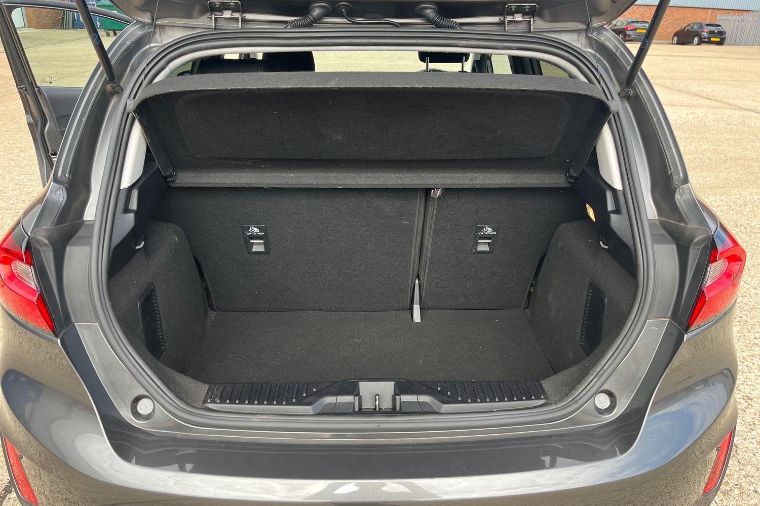 Ford Fiesta Photo 20