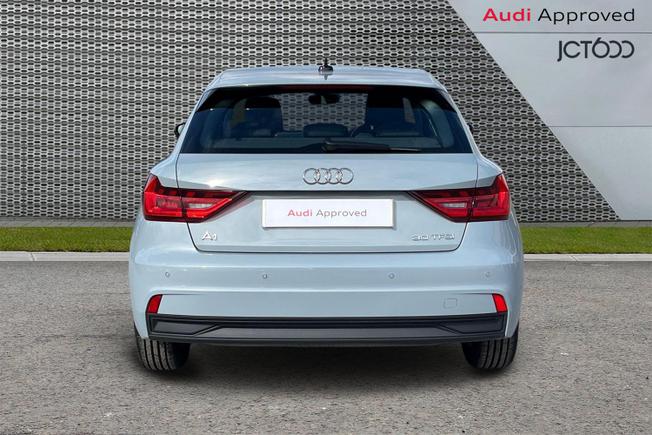 AUDI A1 Photo 7
