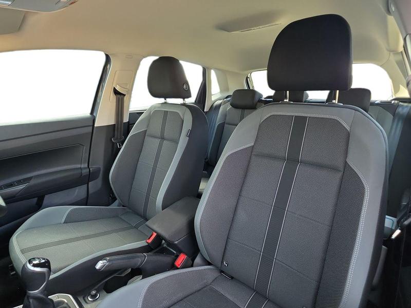 Used Volkswagen Polo PF24HGO 17