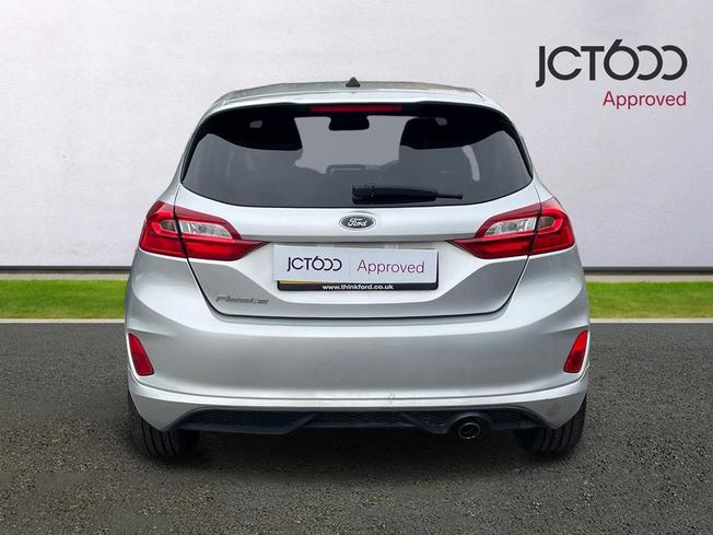 FORD Fiesta Photo 7