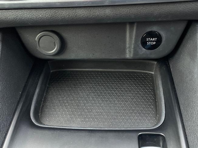 NISSAN Qashqai Photo 42