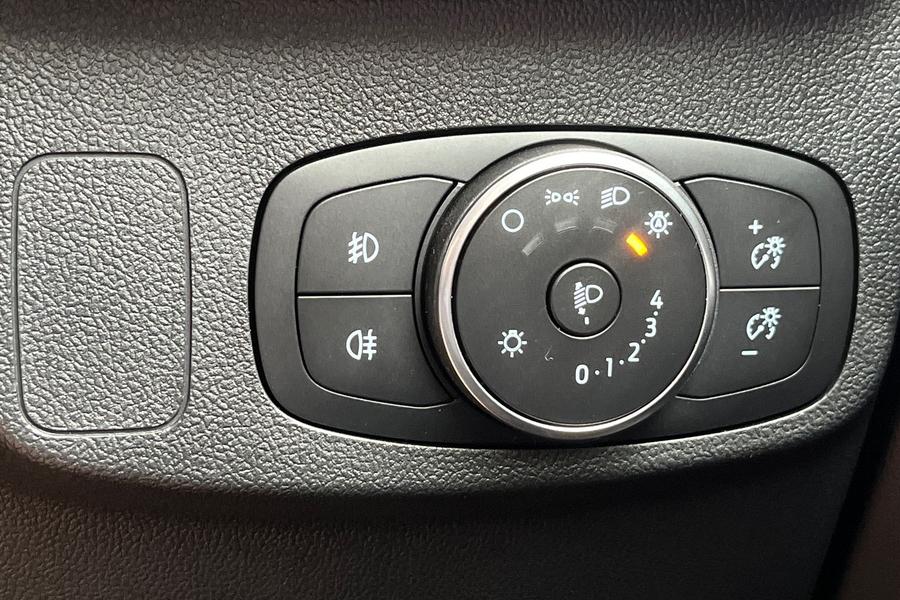 Ford Focus Photo autoimg-3fc9410508fc468922562a874f0311ae8df584ba.jpg