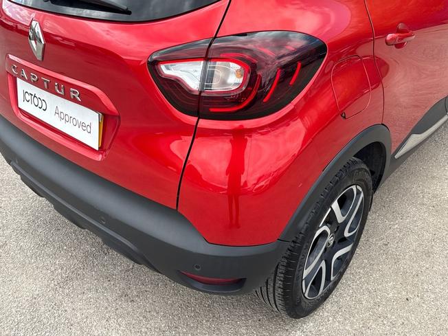 RENAULT Captur Photo 18