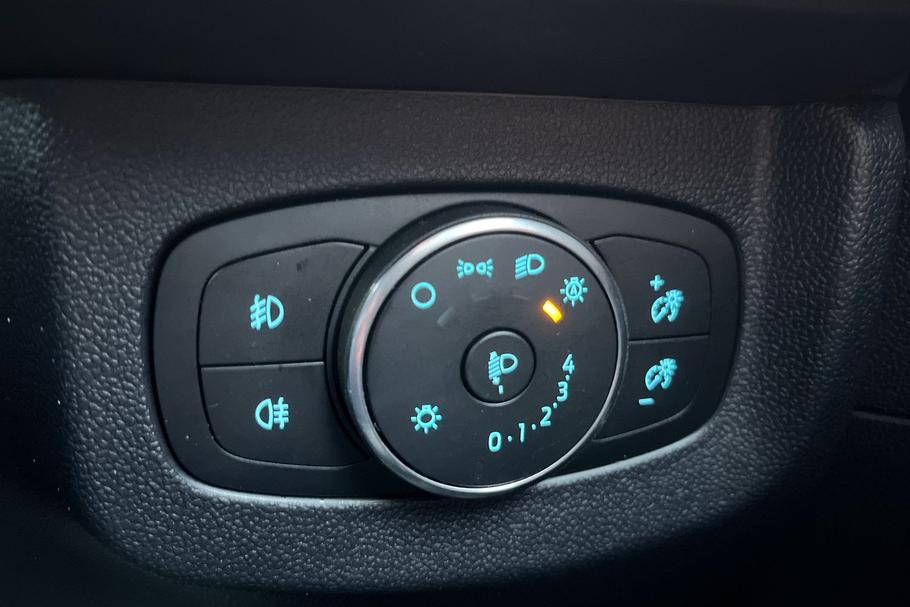 Used Ford E-Transit Courier WRZ7989 34