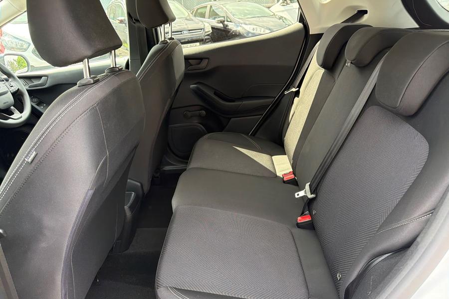 Ford FIESTA Photo autoimg-3fdd16fde741c02f36df1a42dcbfd8b815468c7f.jpg