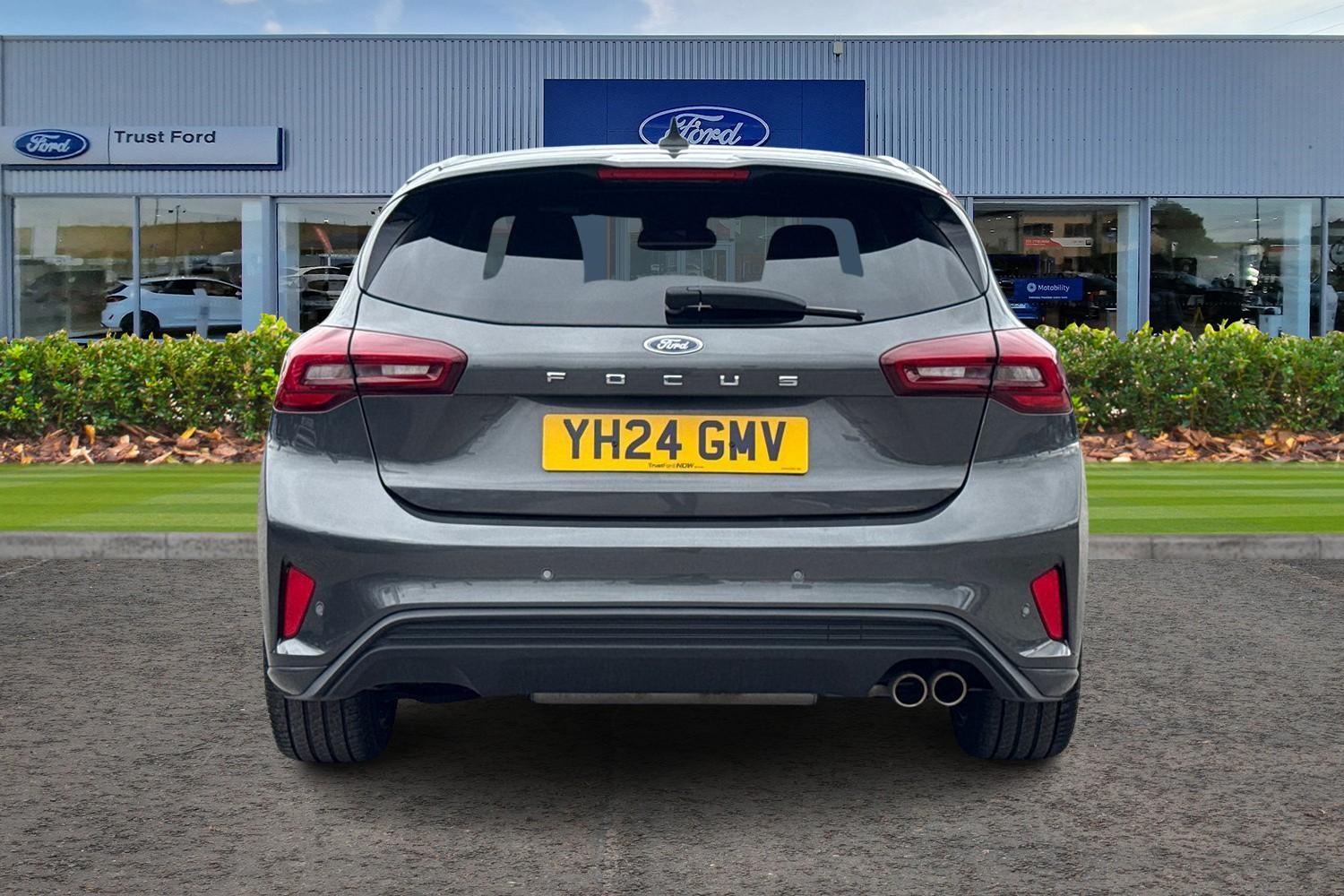 Ford FOCUS Photo 6