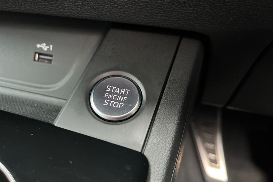 Audi A4 Avant Photo autoimg-3fe31c7b2f092bb0c692aafc990bc3ac035f7d85.jpg