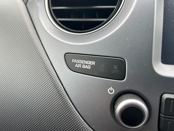 Hyundai i10 Photo autoimg-3fe4cc71d553bcec3f4bdf1752268f0fa38e0c9a.jpg