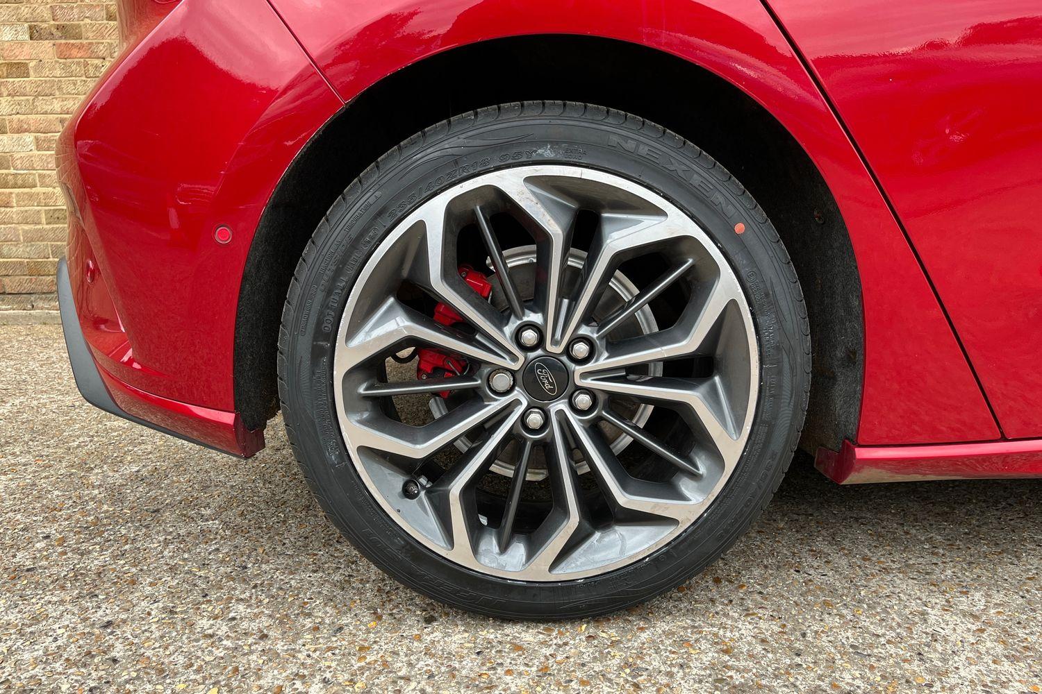 Ford FOCUS Photo 7