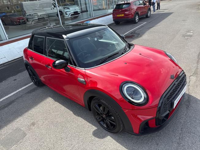 MINI Hatch Photo 47