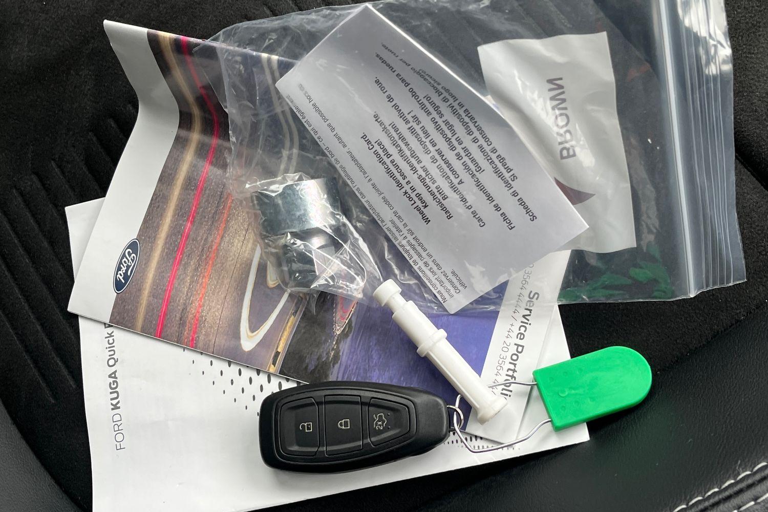 Ford KUGA Photo 21