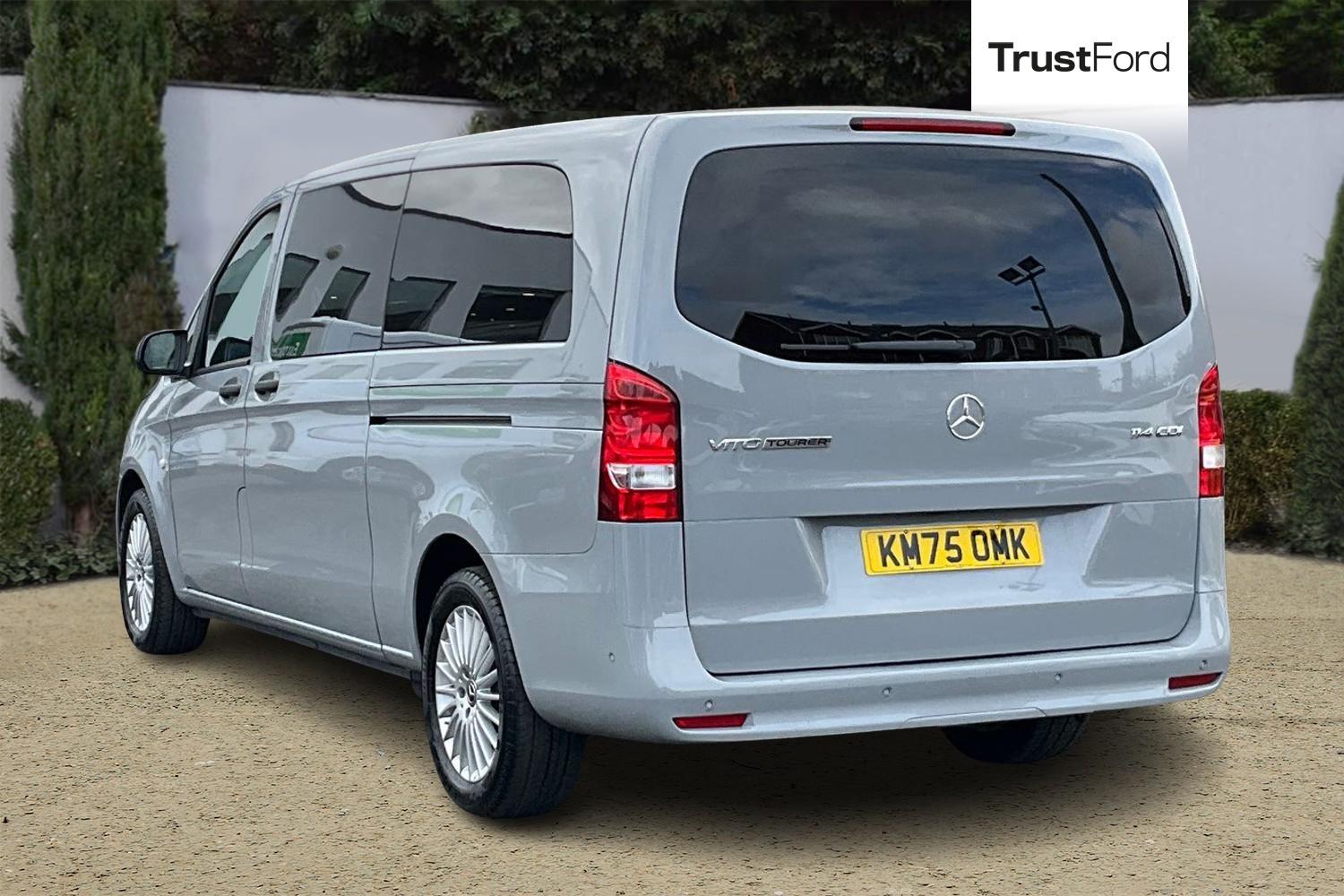 Mercedes-Benz VITO Photo 1
