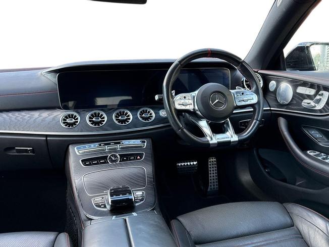 MERCEDES-BENZ E Class Photo 11