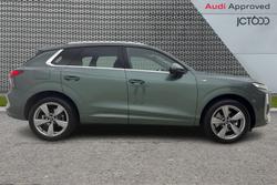 AUDI Q3 Photo 4