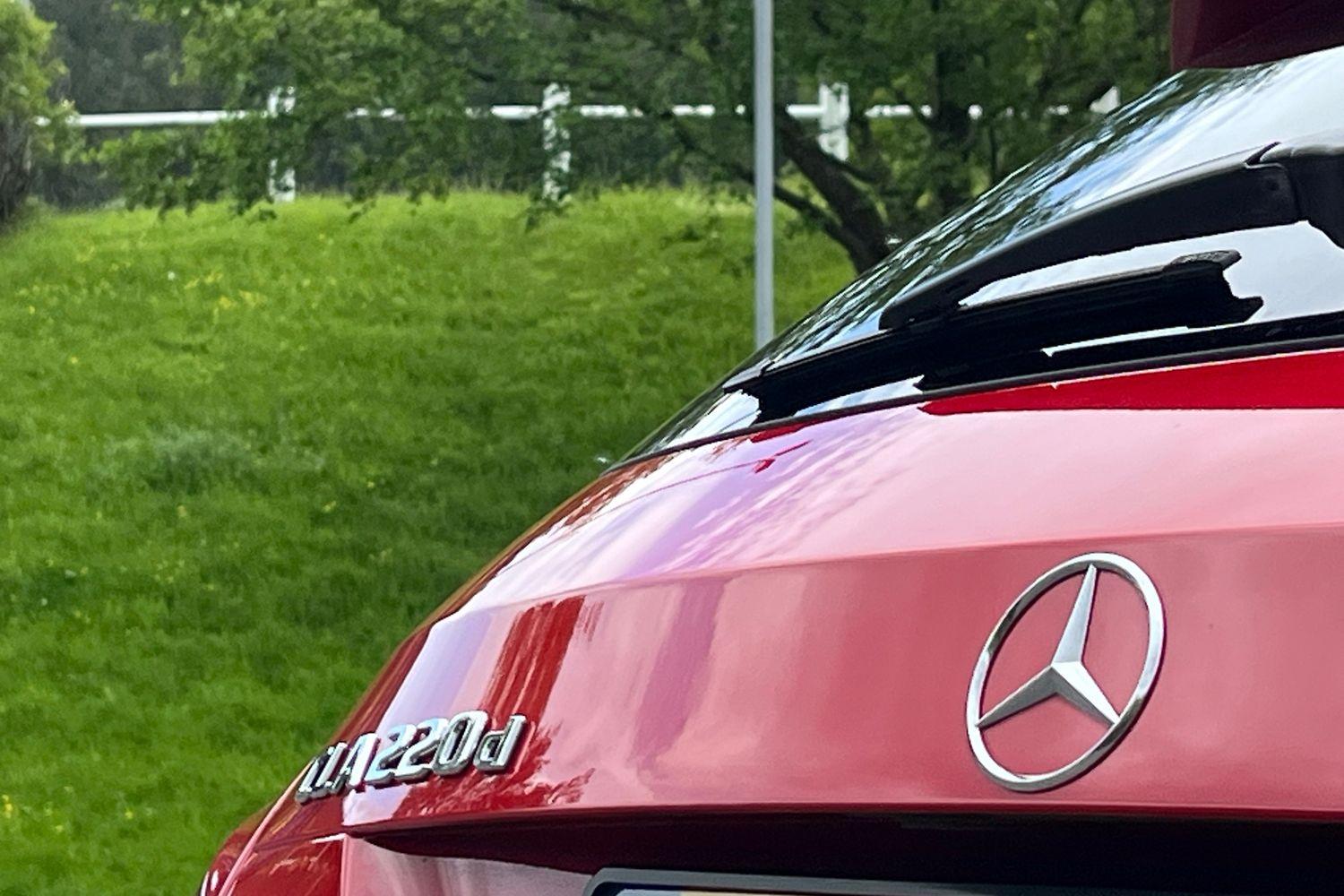 Mercedes-Benz CLA Photo 39